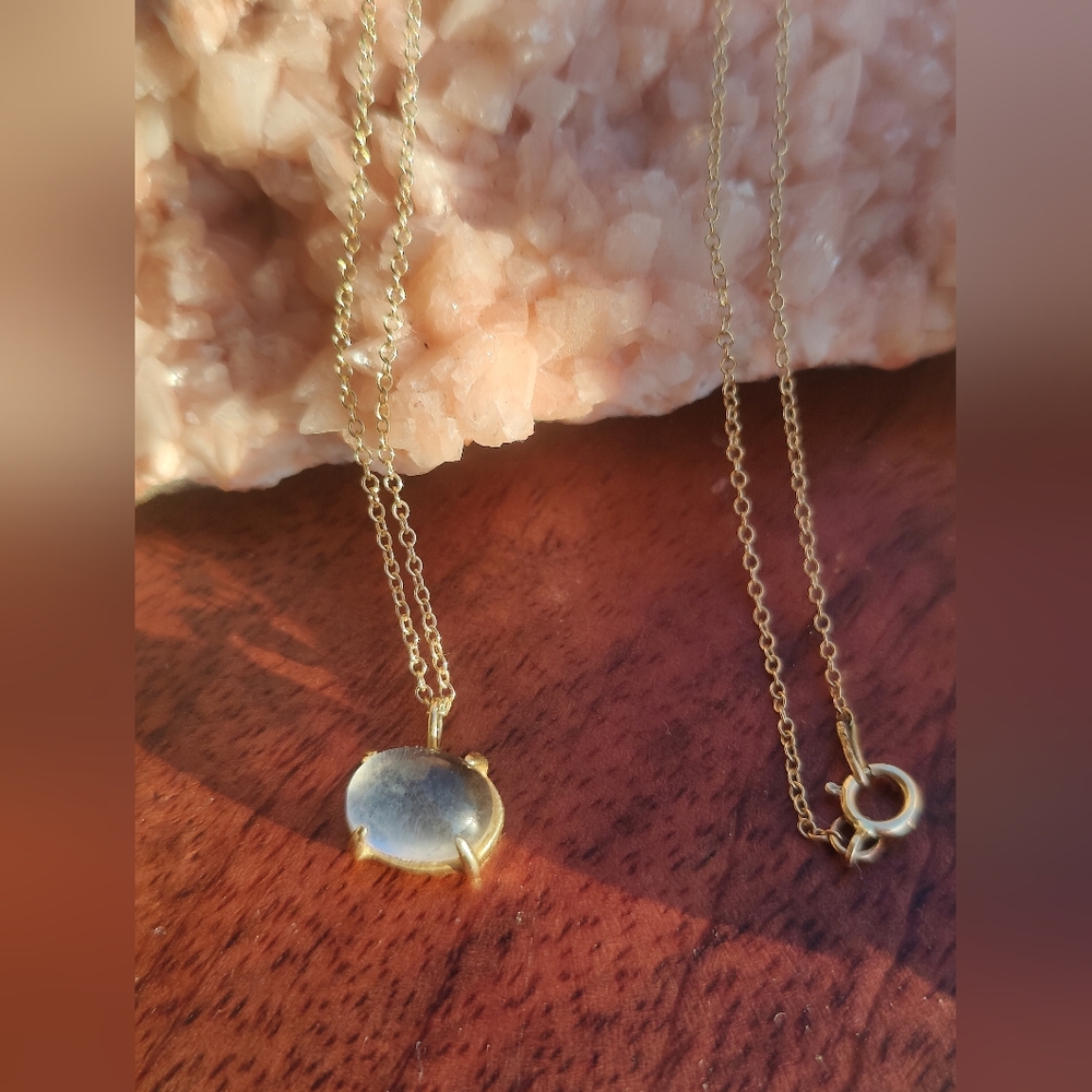 ✨SOLD✨ 14K Gold Quartz Cabochon “OK” Pendant Necklace With Claw Setting ✨